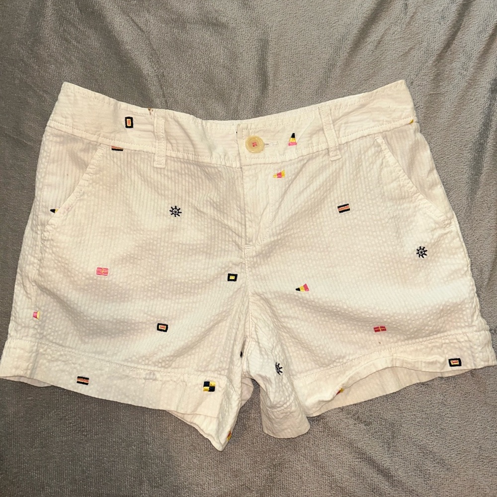Lilly Pulitzer White Nautical Flag Shorts. Size 4.